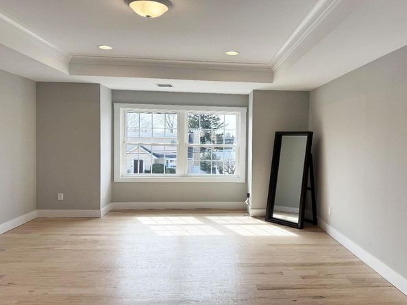 255 Maple Avenue, East Meadow NY 11554