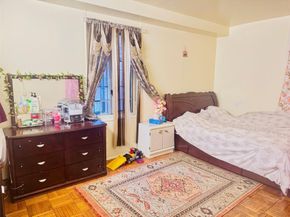 40 Metropolitan Oval 1C, Bronx NY 10462