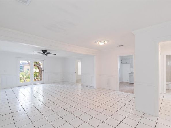 3912  Valentine Street , Fort Worth Texas 76107