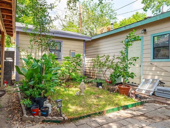 3912  Valentine Street , Fort Worth Texas 76107
