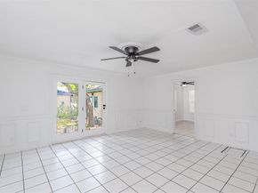 3912  Valentine Street , Fort Worth Texas 76107