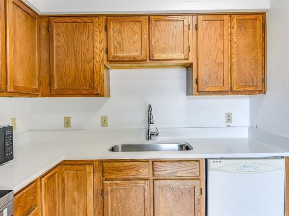 4748  Old Bent Tree Lane  806, Dallas Texas 75287