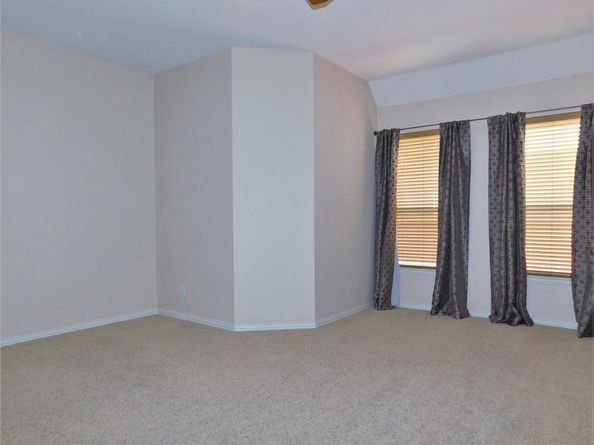 8931  Newton Street , Lantana Texas 76226