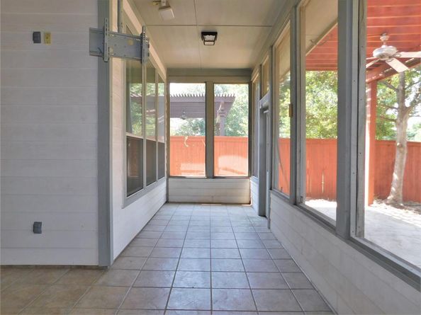 8931  Newton Street , Lantana Texas 76226
