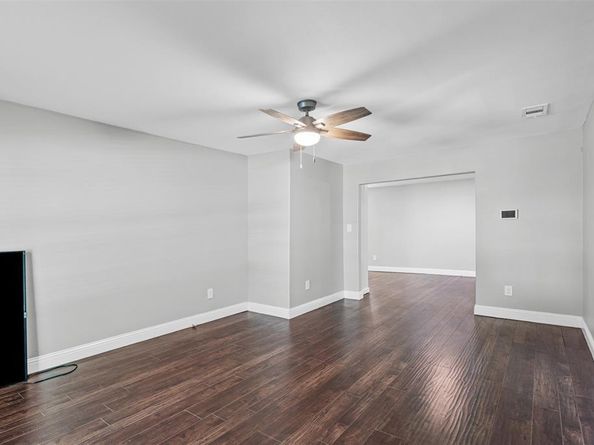 3420  Cloer Drive , Fort Worth Texas 76109