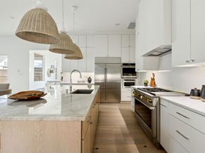 7526  Kenwell Street , Dallas Texas 75209
