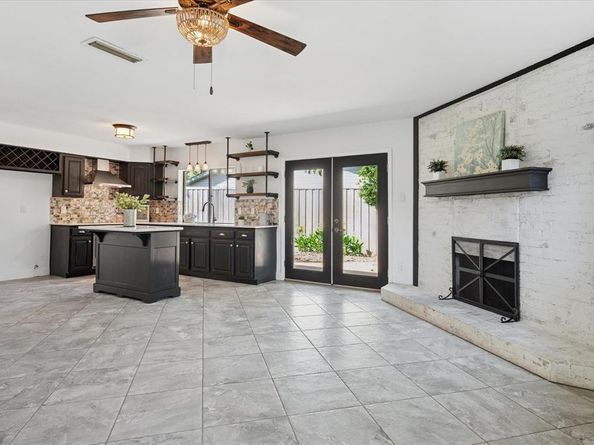 10939  Mccree Road , Dallas Texas 75238