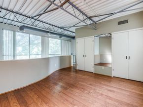 4239  Holland Avenue  E, Dallas Texas 75219