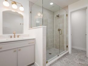 432  Pleasant Valley Lane , Richardson Texas 75080