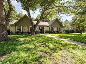 432  Pleasant Valley Lane , Richardson Texas 75080