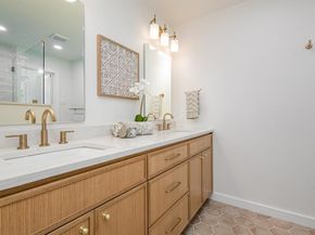 432  Pleasant Valley Lane , Richardson Texas 75080