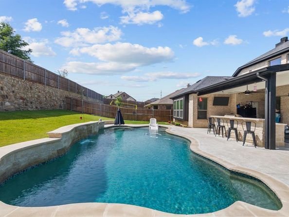 6904  Intrepid Drive , Fort Worth Texas 76179