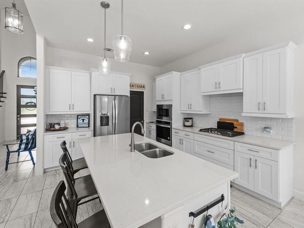 6904  Intrepid Drive , Fort Worth Texas 76179