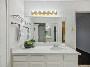 9600  Royal Lane  201, Dallas Texas 75243