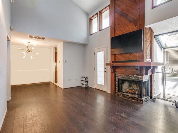 9600  Royal Lane  201, Dallas Texas 75243