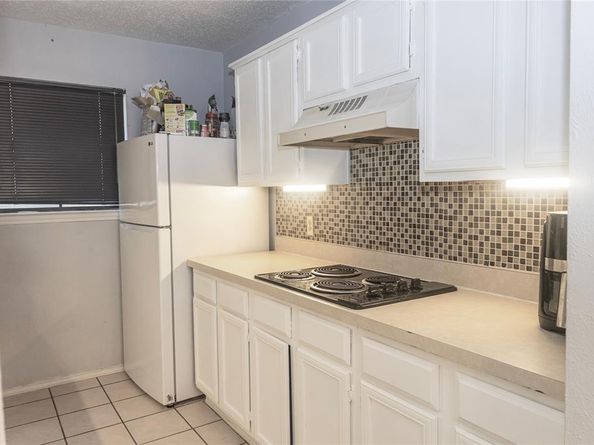 9600  Royal Lane  201, Dallas Texas 75243