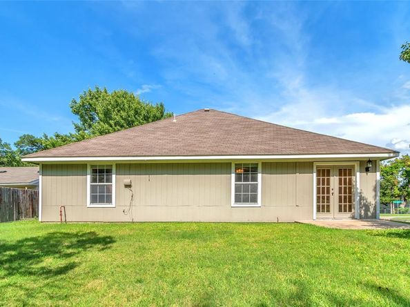 1111  Rock Creek Drive , Garland Texas 75040