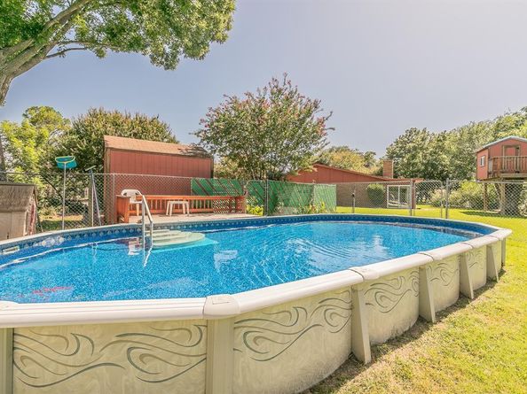 2106  Acer Court , Grand Prairie Texas 75052