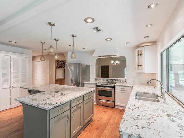 2106  Acer Court , Grand Prairie Texas 75052