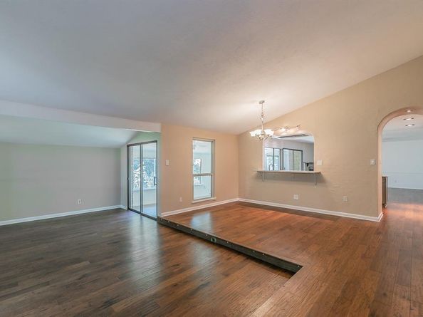 2106  Acer Court , Grand Prairie Texas 75052