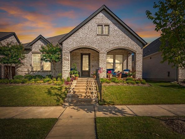4818  Emerald Grove , Arlington Texas 76005
