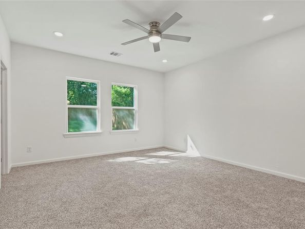 2227  Stoneman Street , Dallas Texas 75215