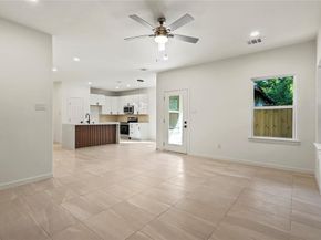 2227  Stoneman Street , Dallas Texas 75215