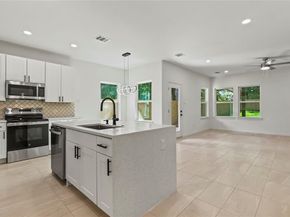 2227  Stoneman Street , Dallas Texas 75215