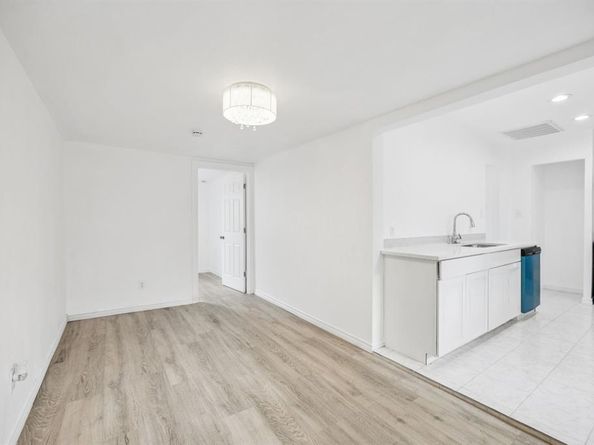 1559 E Ohio Avenue , Dallas Texas 75216