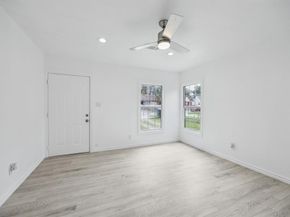 1559 E Ohio Avenue , Dallas Texas 75216