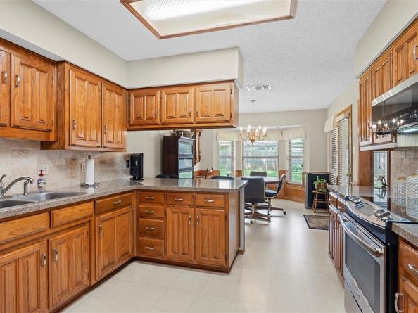 5428  Dana Point Drive , Arlington Texas 76017