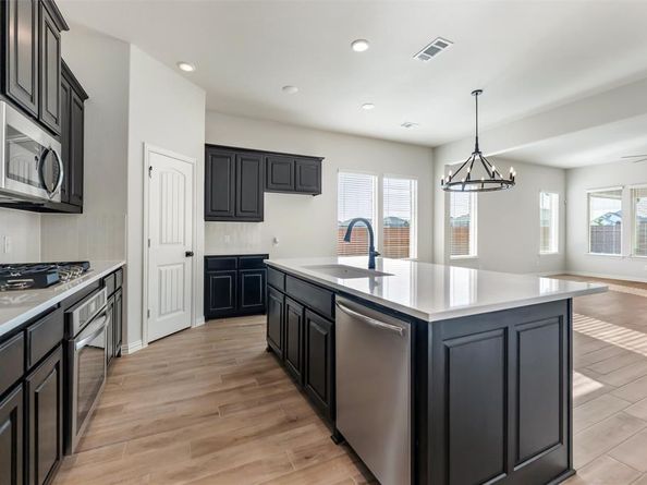 2001  Kelva Drive , Haslet Texas 76052