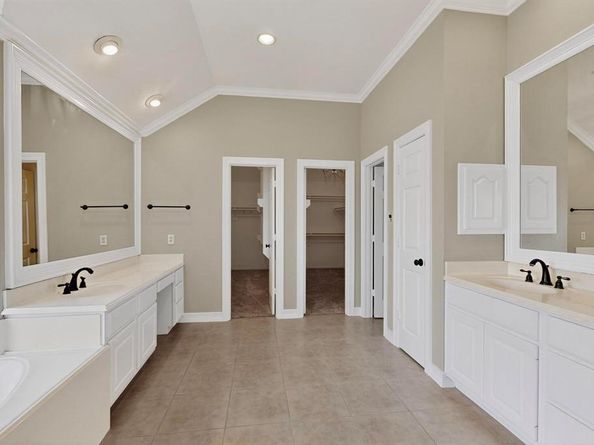 7412  Sugar Maple Drive , Irving Texas 75063