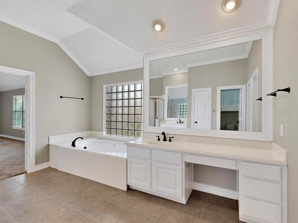 7412  Sugar Maple Drive , Irving Texas 75063