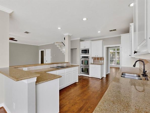 7412  Sugar Maple Drive , Irving Texas 75063