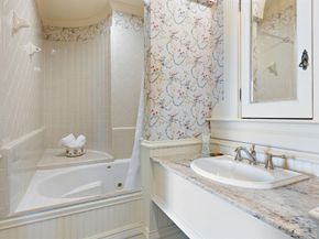 4125  Junius Street , Dallas Texas 75246