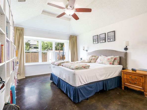 1222  Falling Water Drive , Lewisville Texas 75067