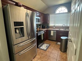 2009 S Macarthur Boulevard , Irving Texas 75060