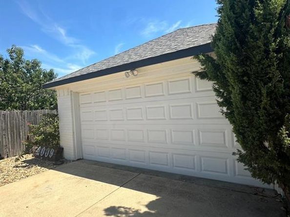 2009 S Macarthur Boulevard , Irving Texas 75060