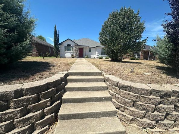 2009 S Macarthur Boulevard , Irving Texas 75060