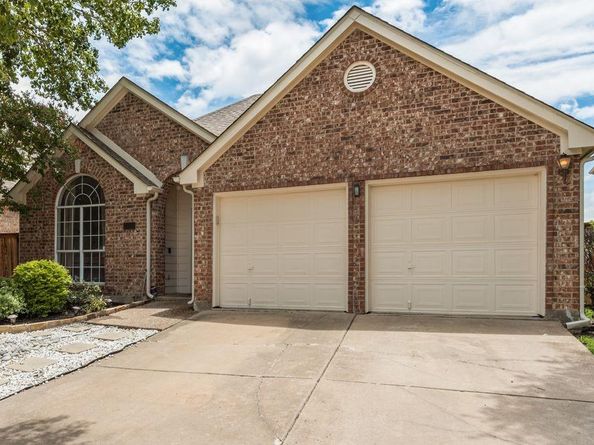204  Wellington Road , Irving Texas 75063