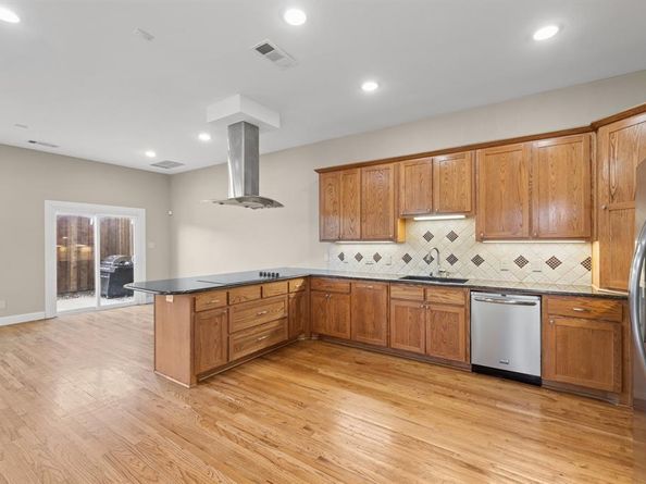 6039  Reiger Avenue , Dallas Texas 75214