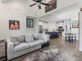 925  Birds Fort Trail , Arlington Texas 76005