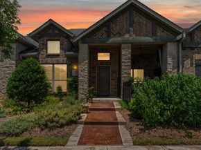 925  Birds Fort Trail , Arlington Texas 76005
