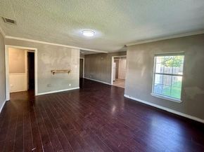 4900  Penrose Avenue , Fort Worth Texas 76116