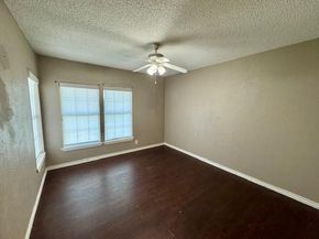 4900  Penrose Avenue , Fort Worth Texas 76116