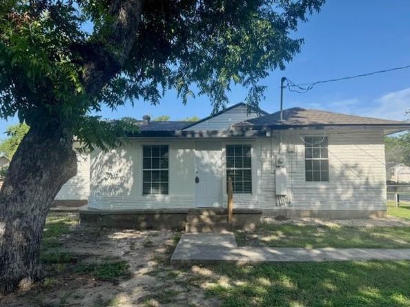 4900  Penrose Avenue , Fort Worth Texas 76116