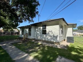 4900  Penrose Avenue , Fort Worth Texas 76116