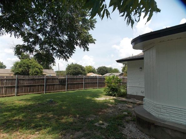 4900  Penrose Avenue , Fort Worth Texas 76116