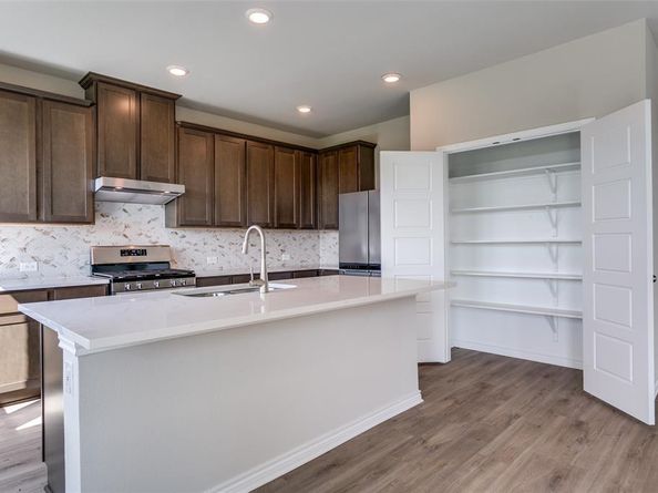 107  Rockwood Drive , Justin Texas 76247
